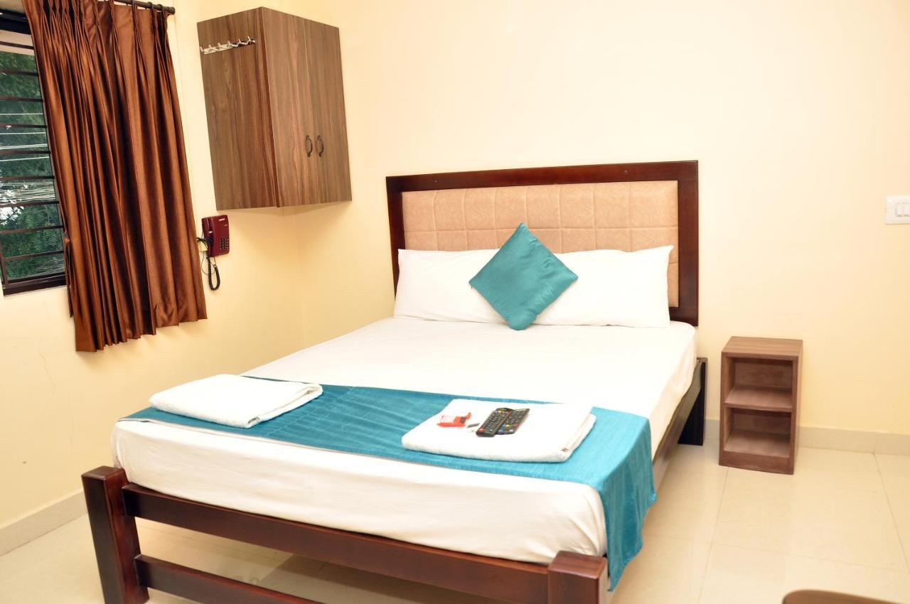 Kaala Bairav Grand Annex Temple Stay, Мадурай Екстериор снимка